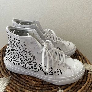 Vans Laser Cut Skate High Sneaker size 6